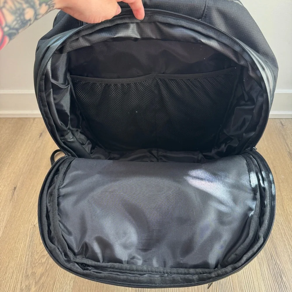 TravisMathew 1st Class Travel Backpack Black Laptop Bag Ripstop EUC 88 Tactical